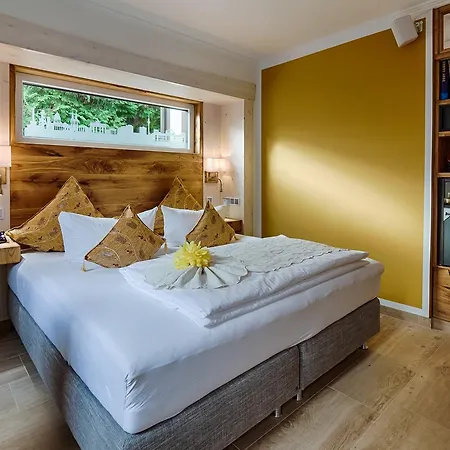 Hotel Pension Blumenbach-2